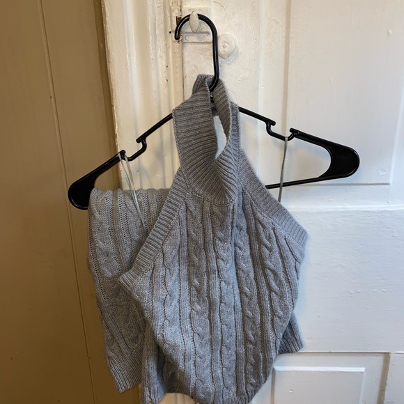 Set - Picture 2 of 2